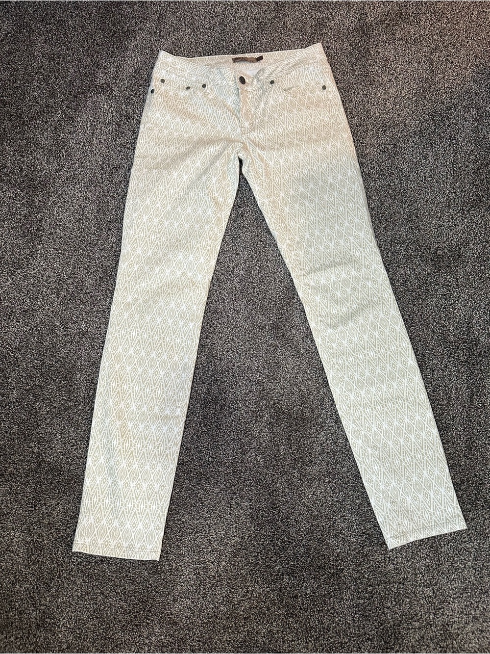 Prana Womens Size 4/27 Kara Southwest Print White And Tan Skinny Jeans.